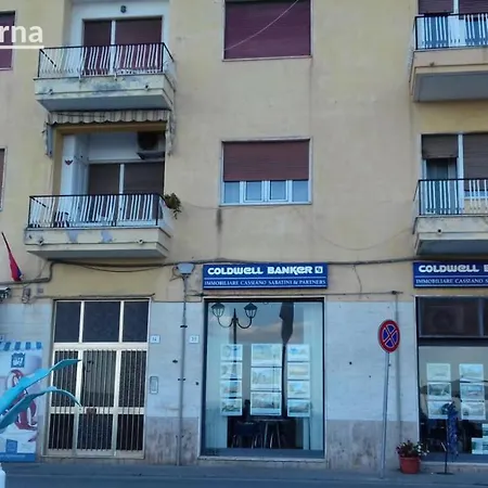 Ampio Monolocale Con Balcone Fronte Mare *