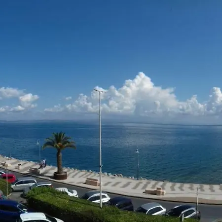 Ampio Monolocale Con Balcone Fronte Mare Porto Santo Stefano (Grosseto)